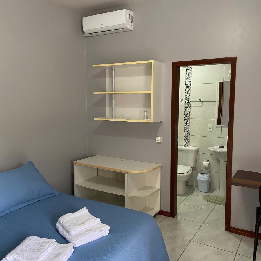 Hospedagem Mafli Apartment Barra do Trombudo Ngoại thất bức ảnh